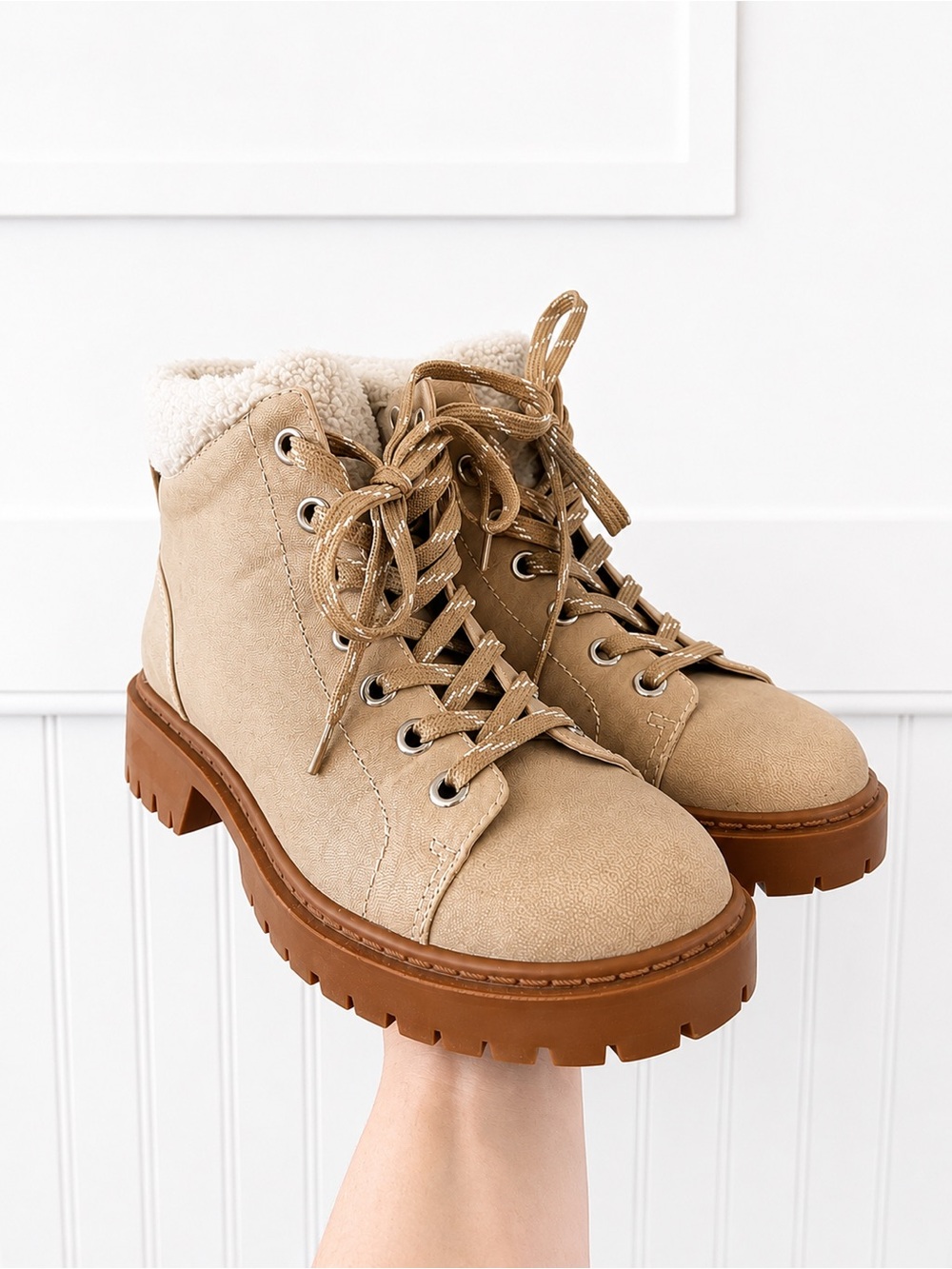 Stylish Tan Sherpa-Lined Combat Boots for Women